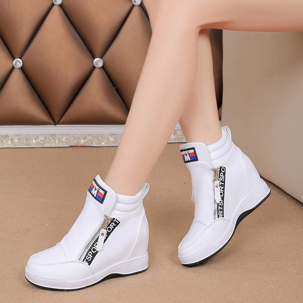 Γυναικεία πάνινα παπούτσια με φερμουάρ και εσωτερική πλατφόρμα