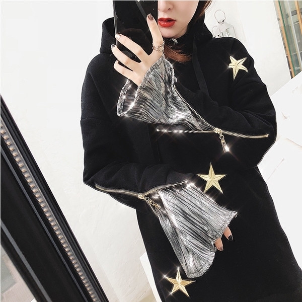 Γυναικείο αθλητικο κομψό φόρεμα  και κουκούλα