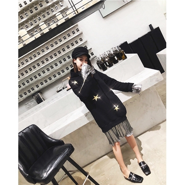 Γυναικείο αθλητικο κομψό φόρεμα  και κουκούλα