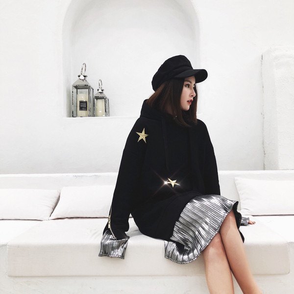 Γυναικείο αθλητικο κομψό φόρεμα  και κουκούλα