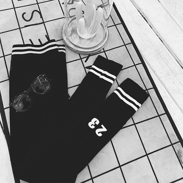 Γυναικείο μαύρο αθλητικό κολάν με ψηλή μέση και επιγραφή