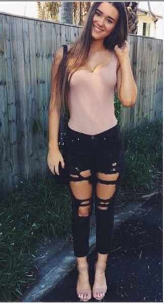 Μοντέρνα γυναικεία τζιν με σκισμένα σχέδια σε διάφορα χρώματα