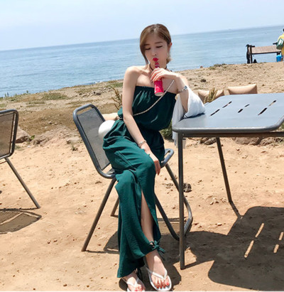 Nyári női hosszú, pánt nélküli jumpsuit zöld színben, mindennapi használatra