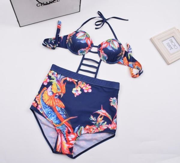 Γυναικείο μαγιό πλήρους μήκους με έγχρωμο μοτίβο