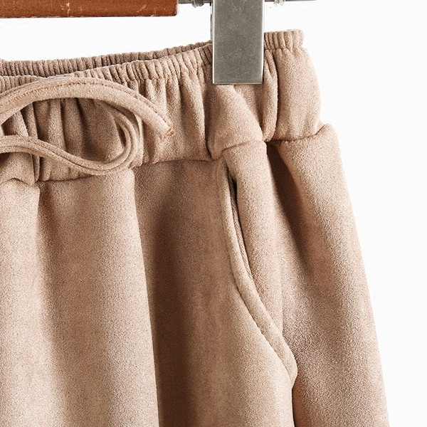 Γυναικεία αθλητικά κομψά παντελόνια σε ευρύ σχέδιο σε τρία χρώματα