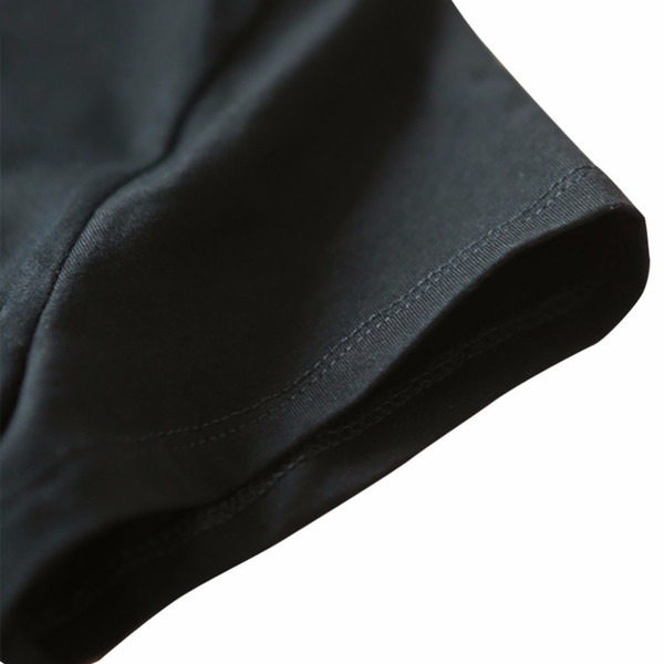 Γυναικεία μπλούζα σε λευκό και μαύρο χρώμα