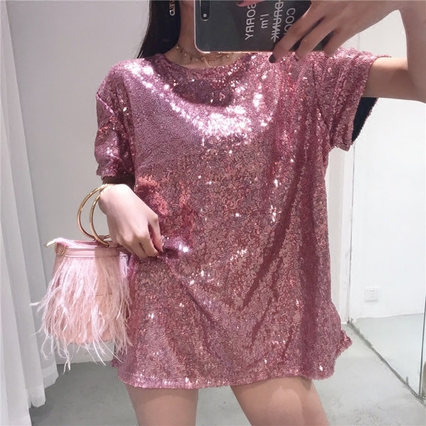 Női blúz fényes flitterekkel széles modellben, különböző színekben