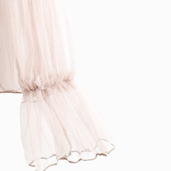 Μοντέρνο γυναικείο πουκάμισο με διαφανή μανίκια και κορδέλα