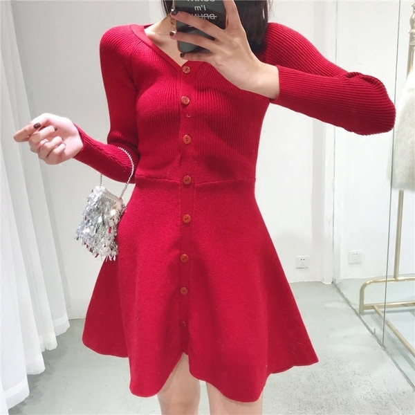 Γυναικείο πλεκτό φόρεμα με κουμπιά