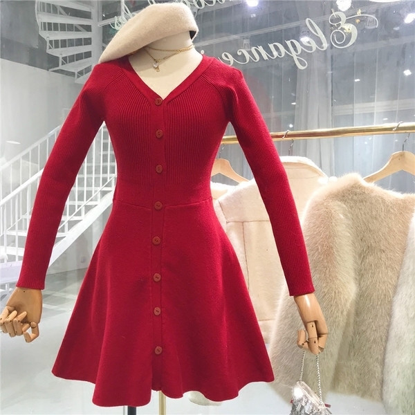 Γυναικείο πλεκτό φόρεμα με κουμπιά