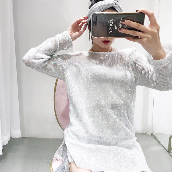 Γυναικείο φόρεμα με πούλιες ευρύ σχέδιο με αξεσουάρ