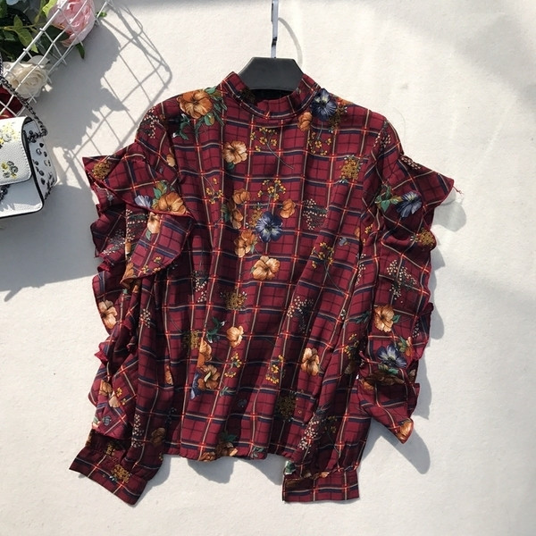 Κομψή μγυναικεία πλούζα σε λίγες αποχρώσεις