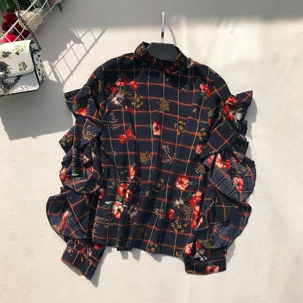 Κομψή μγυναικεία πλούζα σε λίγες αποχρώσεις