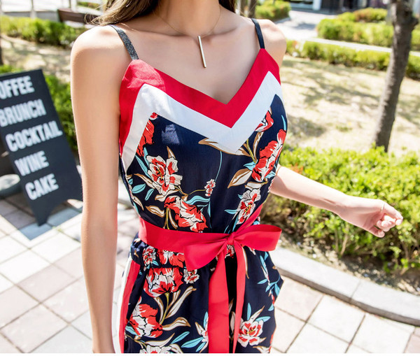 Καλοκαιρινές φόρμες γυναικείες με λουλούδια