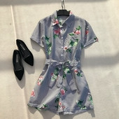 Stílusos női jumpsuit rövid ujjal, több színben mintával