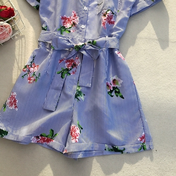 Κομψή γυναικείο ολόσωμο με  κοντό μανίκι με εκτύπωση σε διάφορα χρώματα