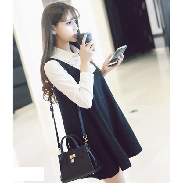 Fehér és fekete ing és ruha készlet terhes nők számára