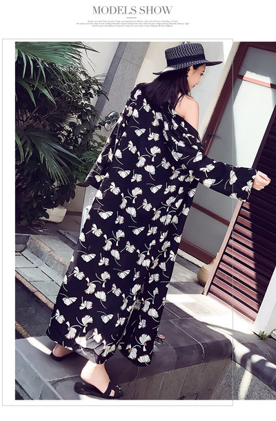 Geaca de vara de dama cu maneci lungi de culoare neagra cu motive florale