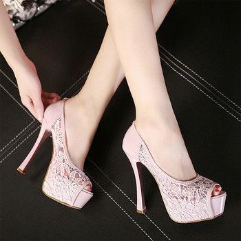 Интересни дамски дантелени сандали с висок ток в два цвята 