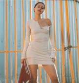 Rochie de dama sport-casual cu decolteu reglabil in mai multe culori