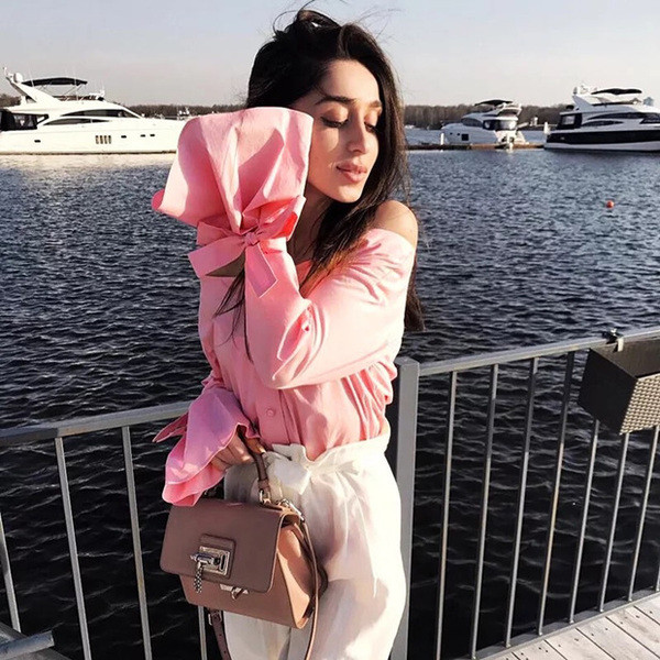 Γυναικείο πουκάμισο  με πτώση ώμων και φαρδιά μανίκια με κορδέλα σε ροζ χρώμα