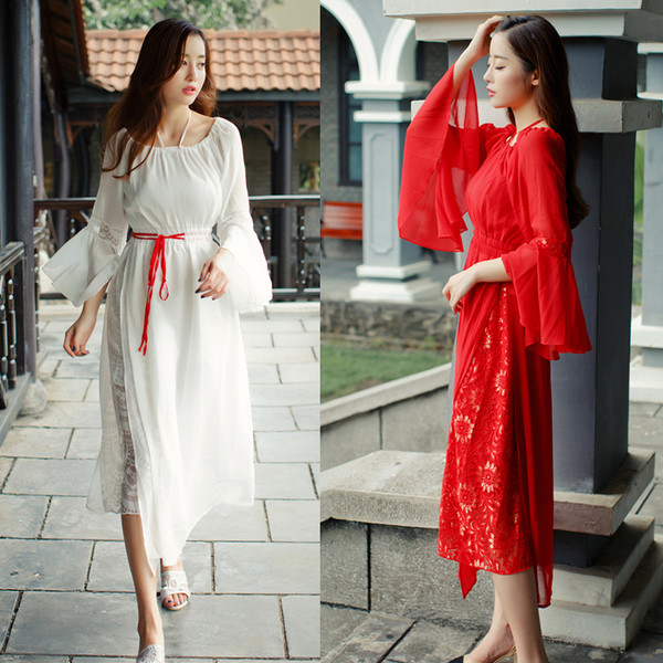 Καλοκαιρινό φόρεμα με δαντέλα και φαρδύ μανίκι