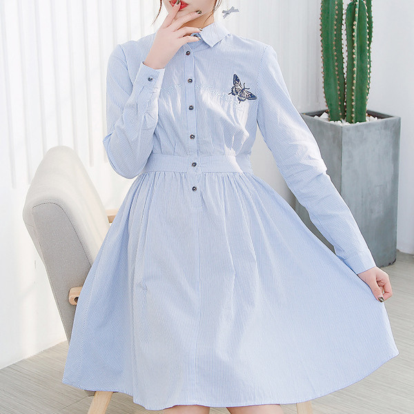 Φόρεμα άνοιξη-φθινόπωρο για έγκυους με κεντήματα σε μπλε χρώμα