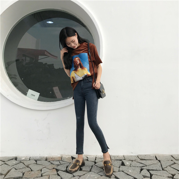 Γυναικεία τζιν  λεπτό μοντέλο με  ψηλή μέση