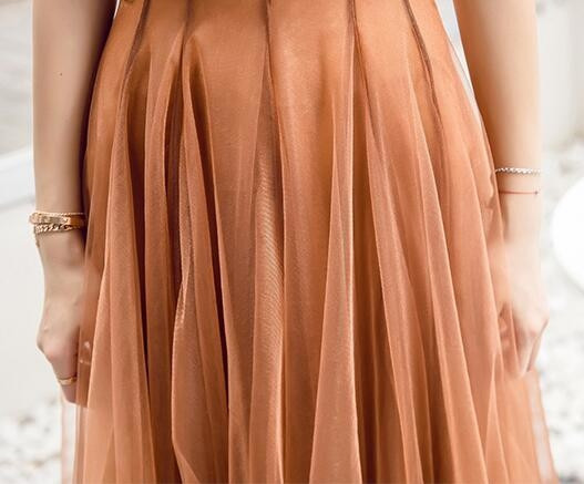 Γυναικείο αμάνικο φόρεμα με λαιμόκοψη