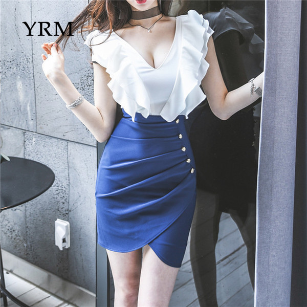 Γυναικείο φόρεμα με βαθύ ντεκολτέ