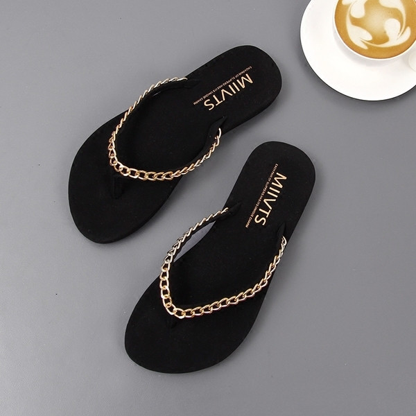 Γυναικείες παντόφλες με μεταλλική αλυσίδα, κατάλληλες για καθημερινή ζωή