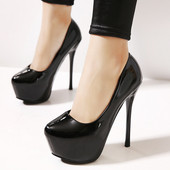 Pantofi de dama din piele lacuita cu toc inalt si subtire in negru si roz