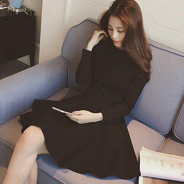  Γυναικείο φόρεμα με μακρύ μανίκι σε μαύρο χρώμα