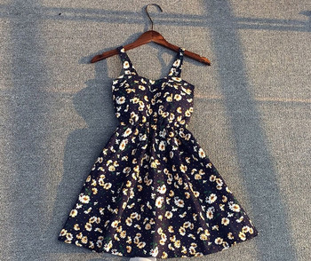 Rochie casual dama - diferite modele, cu bretele subtiri, potrivita pentru uzul de zi cu zi