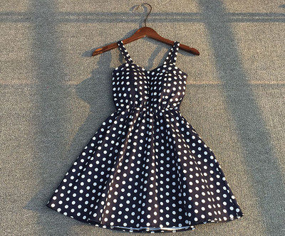 Rochie casual dama - diferite modele, cu bretele subtiri, potrivita pentru uzul de zi cu zi