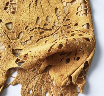 Fusta de dama eleganta din dantela in doua culori cu lungime asimetrica