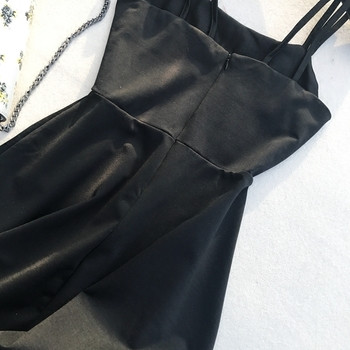 Rochie casual de dama cu bretele subtiri in negru si rosu