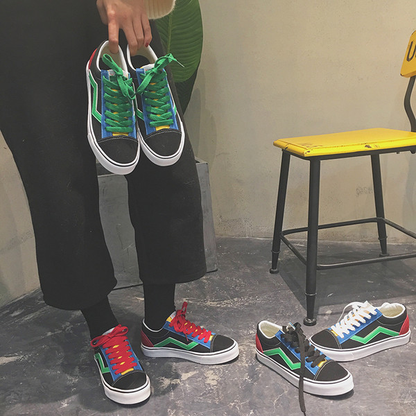 Εκκεντρικά καθημερινά γυναικεία πάνινα παπούτσια