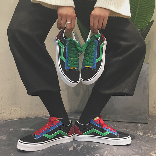 Εκκεντρικά καθημερινά γυναικεία πάνινα παπούτσια