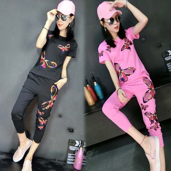 Γυναικείο αθλητικό σετ από δύο τεμάχια  με εφαρμογή πεταλούδας σε πολλά χρώματα