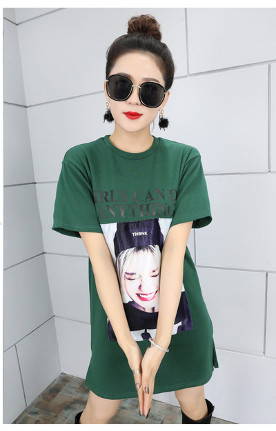 Tricou de damă freestyle cu imprimeu și inscripție în mai multe culori