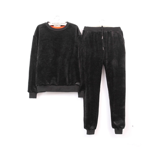 Γυναικείο αθλητικό-καθημερινό βελούδινο σύνολο δύο μερών σε δύο χρώματα