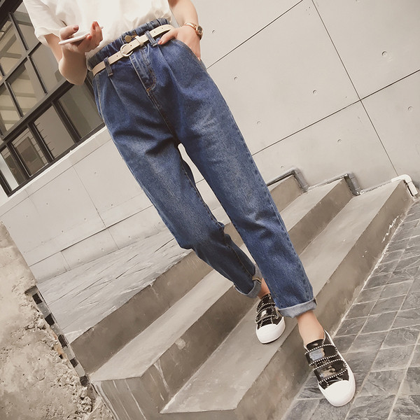 Ευθεία μοντέρνα γυναικεία τζιν με ψηλή μέση