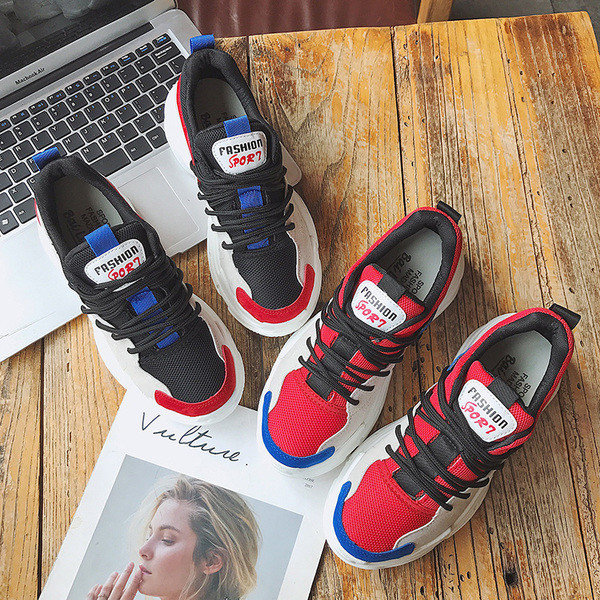 Αθλητικά γυναικεία παπούτσια σε δύο χρώματα