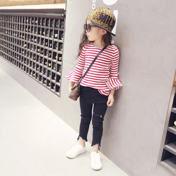 Blugi de copii eleganti pentru fete cu petice in negru