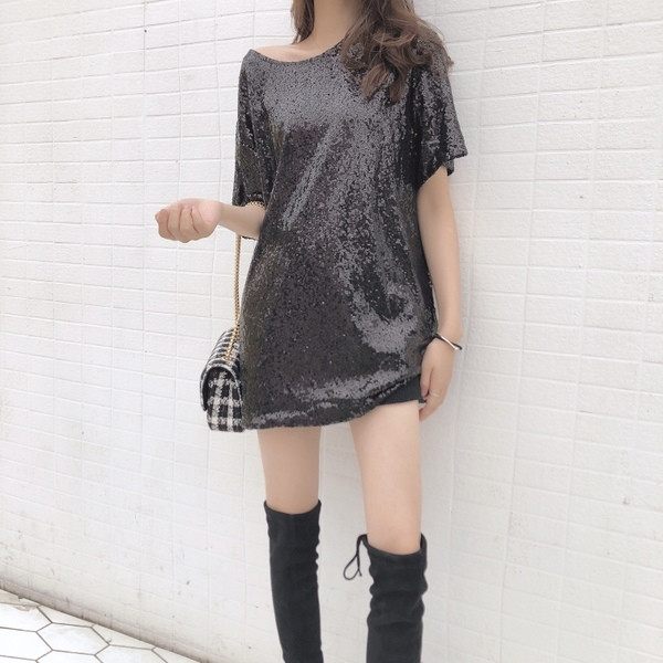 Κομψή γυναικεία μπλούζα με πούλιες σε δύο χρώματα