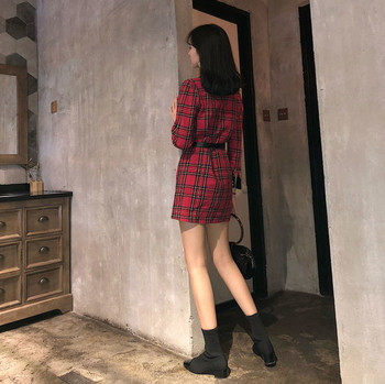 Rochie de dama moderna in carouri cu curea in doua culori