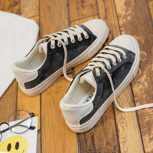 Γυναικεία αθλητικά πάνινα παπούτσια σε ροζ, μαύρο και γκρι χρώμα