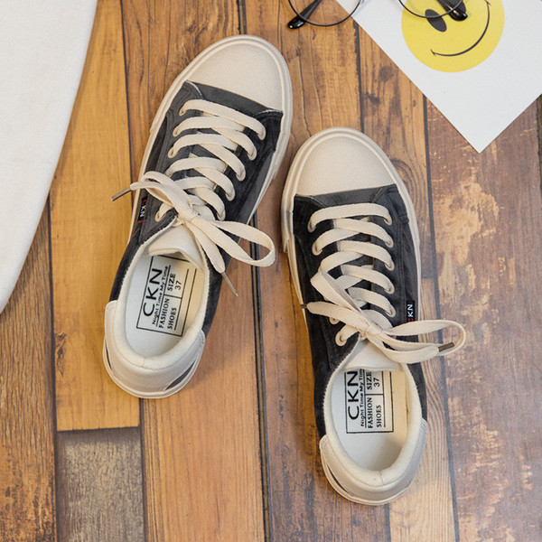 Γυναικεία αθλητικά πάνινα παπούτσια σε ροζ, μαύρο και γκρι χρώμα