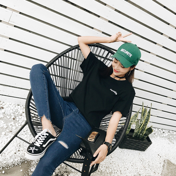 Γυναικείο μπλουζάκι μσ λευκό και μαύρο χρώμα 